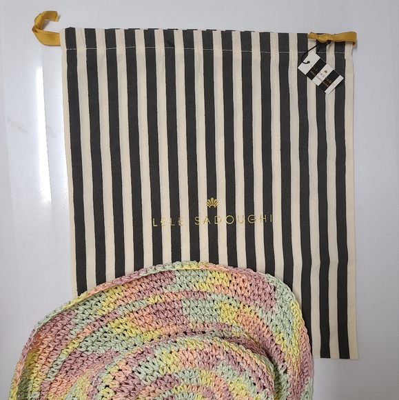Lele Sadoughi Raffia Rainbow Bucket Hat in Pastel Playa & Signature Dust Bag NWT - Picture 9 of 9